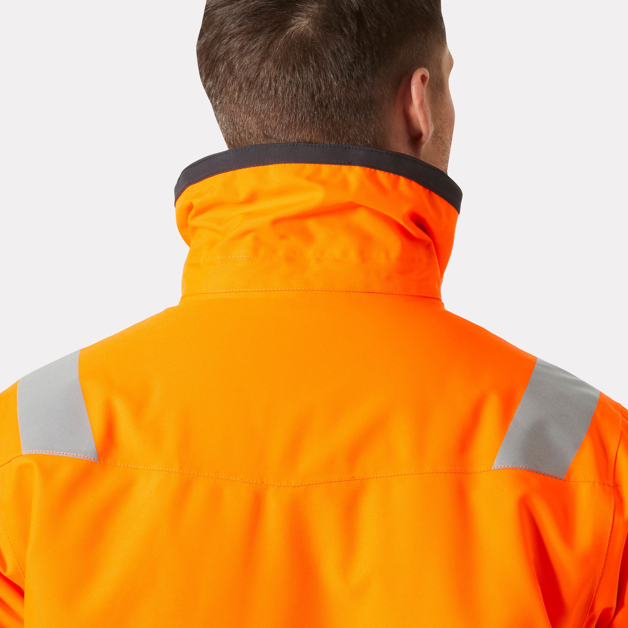 Helly Hansen Alna 2.0 high visibility winter insulated parka - Image 3