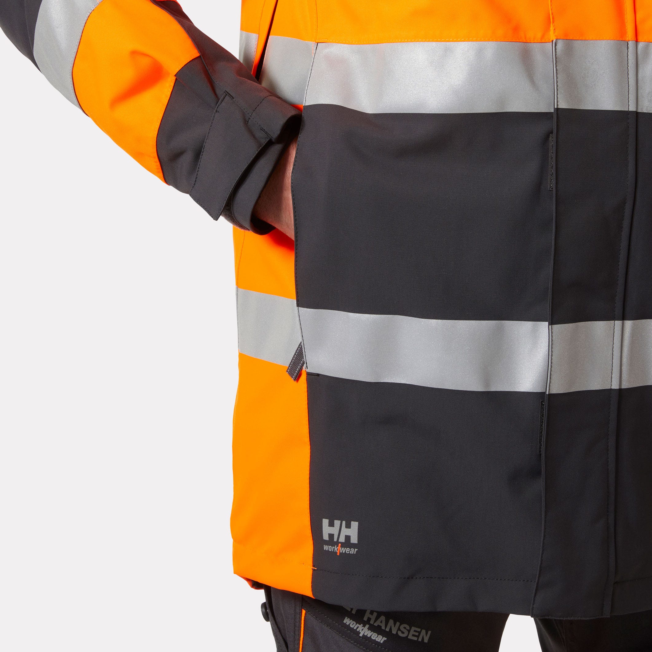 Helly Hansen Alna 2.0 high visibility winter insulated parka - Image 6