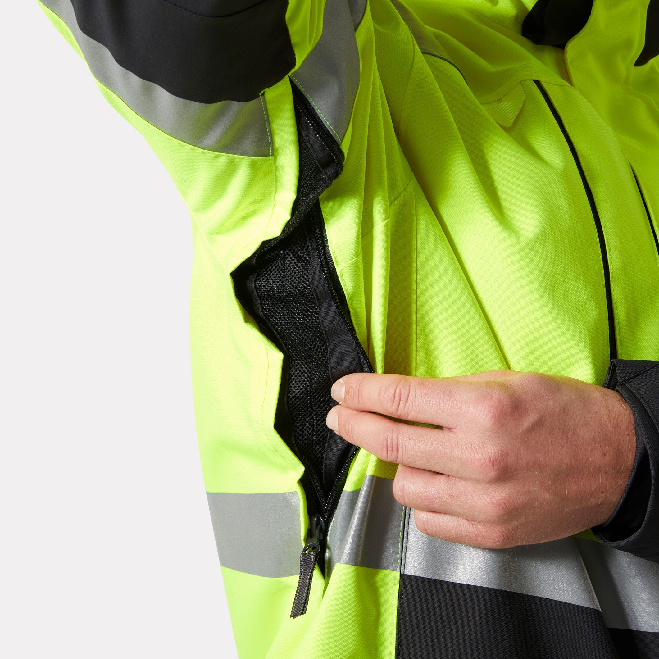 Helly Hansen Alna 2.0 high visibility winter insulated parka - Image 15