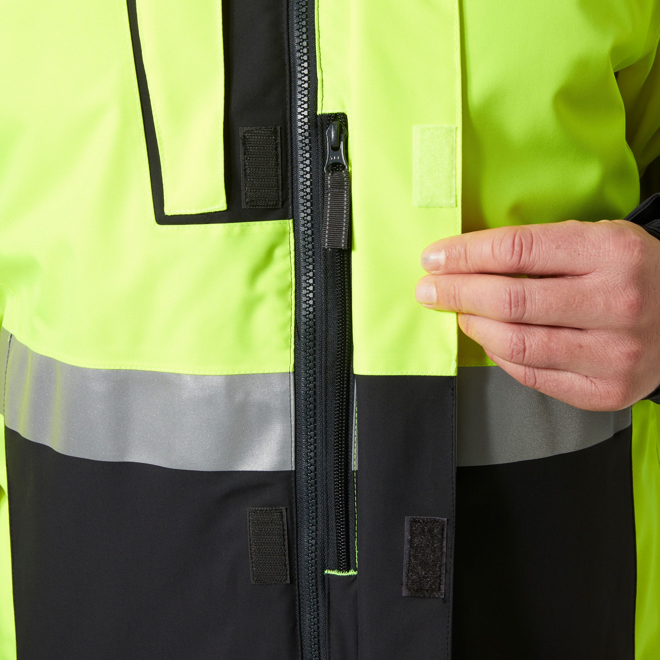 Helly Hansen Alna 2.0 high visibility winter insulated parka - Image 17