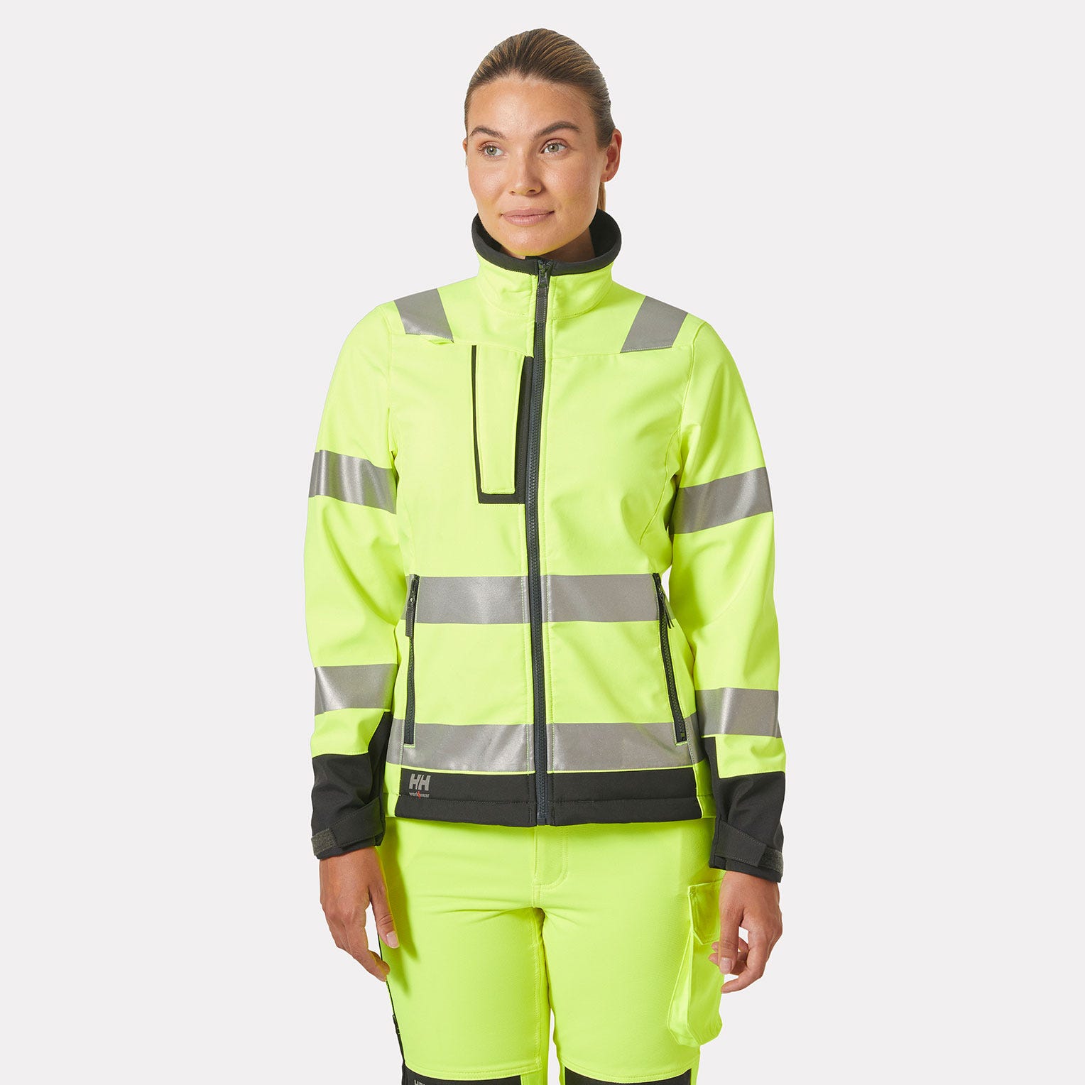 Helly Hansen Women's Alna 2.0 high visibility softshell jacket - Image 8