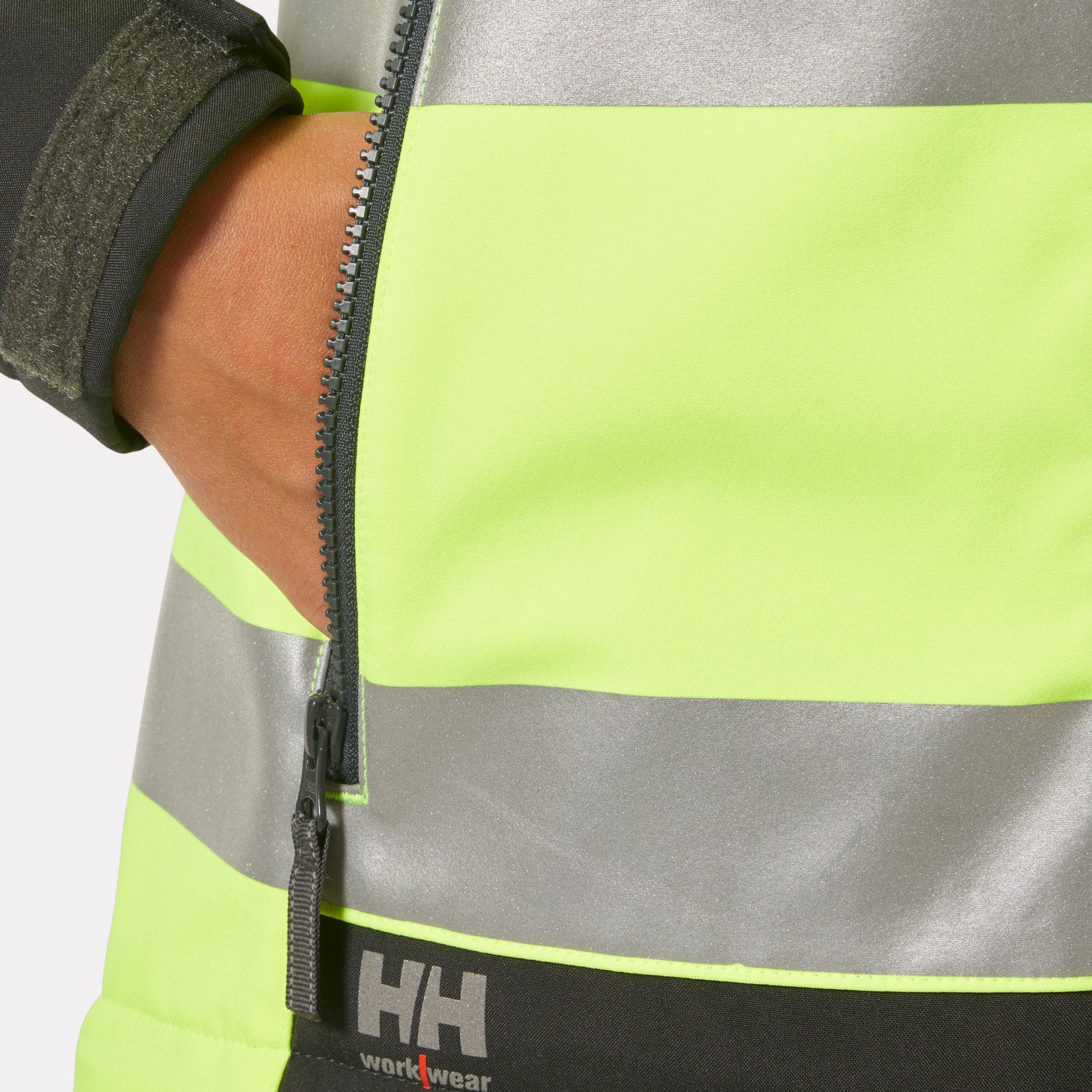 Helly Hansen Women's Alna 2.0 high visibility softshell jacket - Image 3