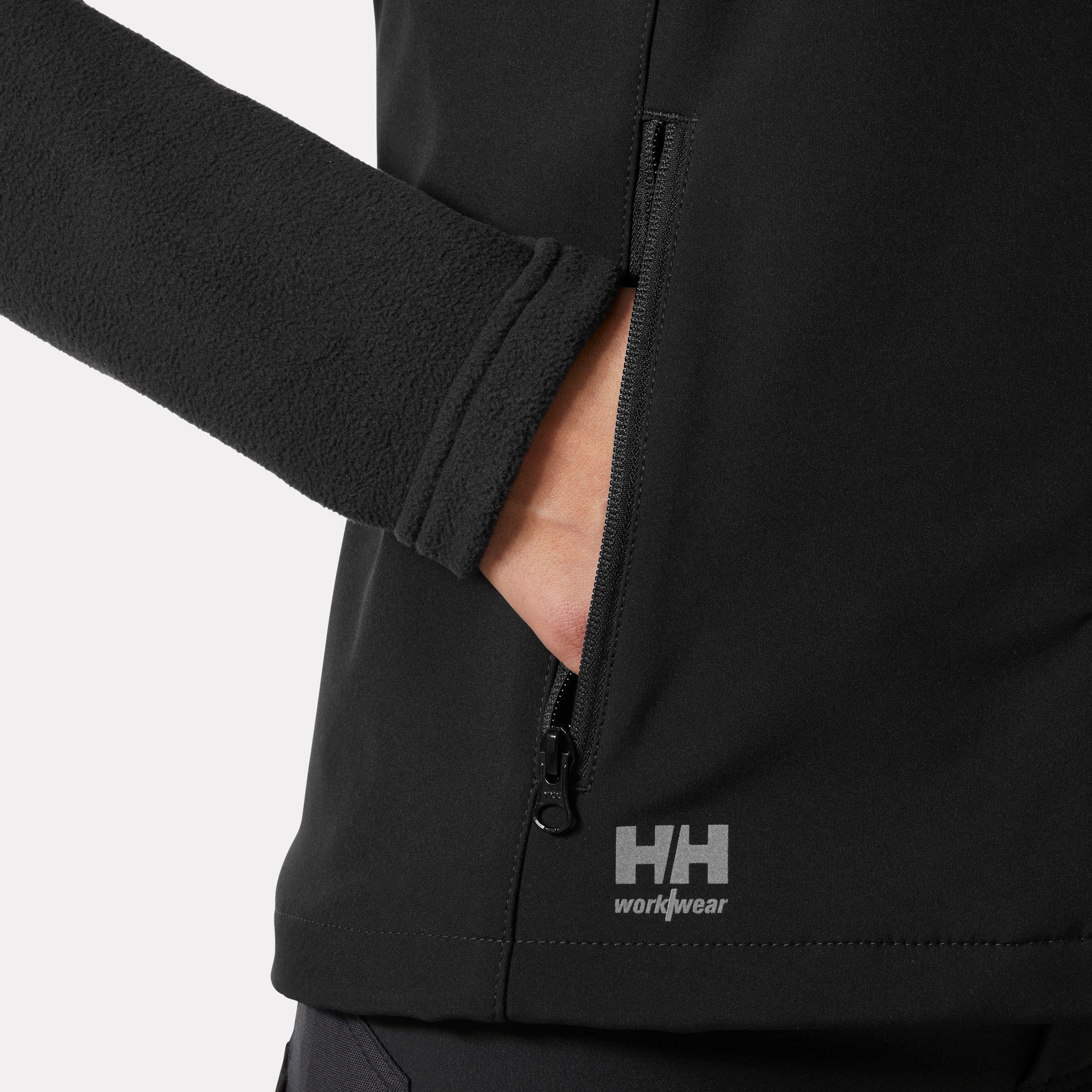 Helly Hansen Women's Manchester 2.0 softshell vest - Image 25