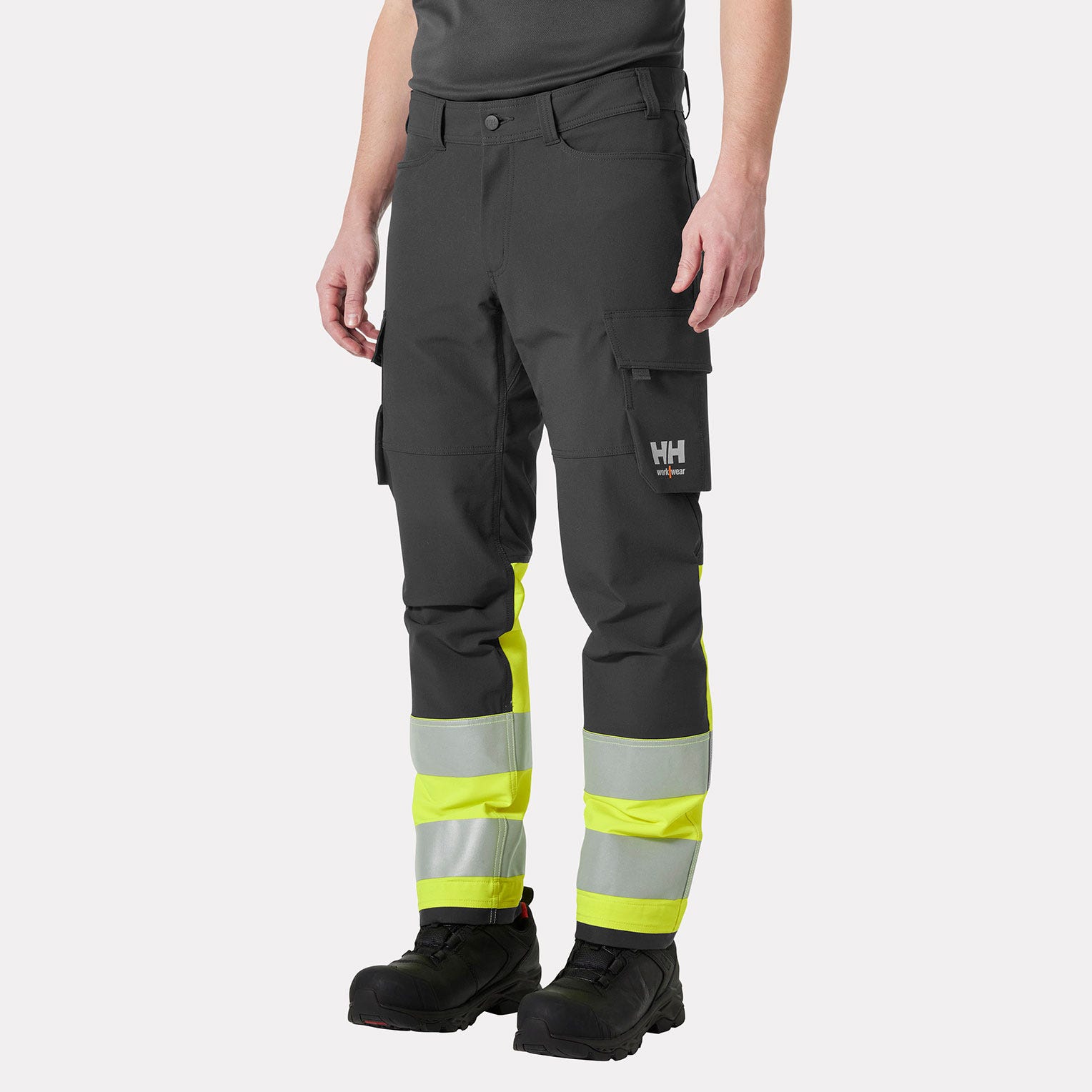 Helly Hansen Alna 4X high visibility cargo trousers class 1 - Image 6