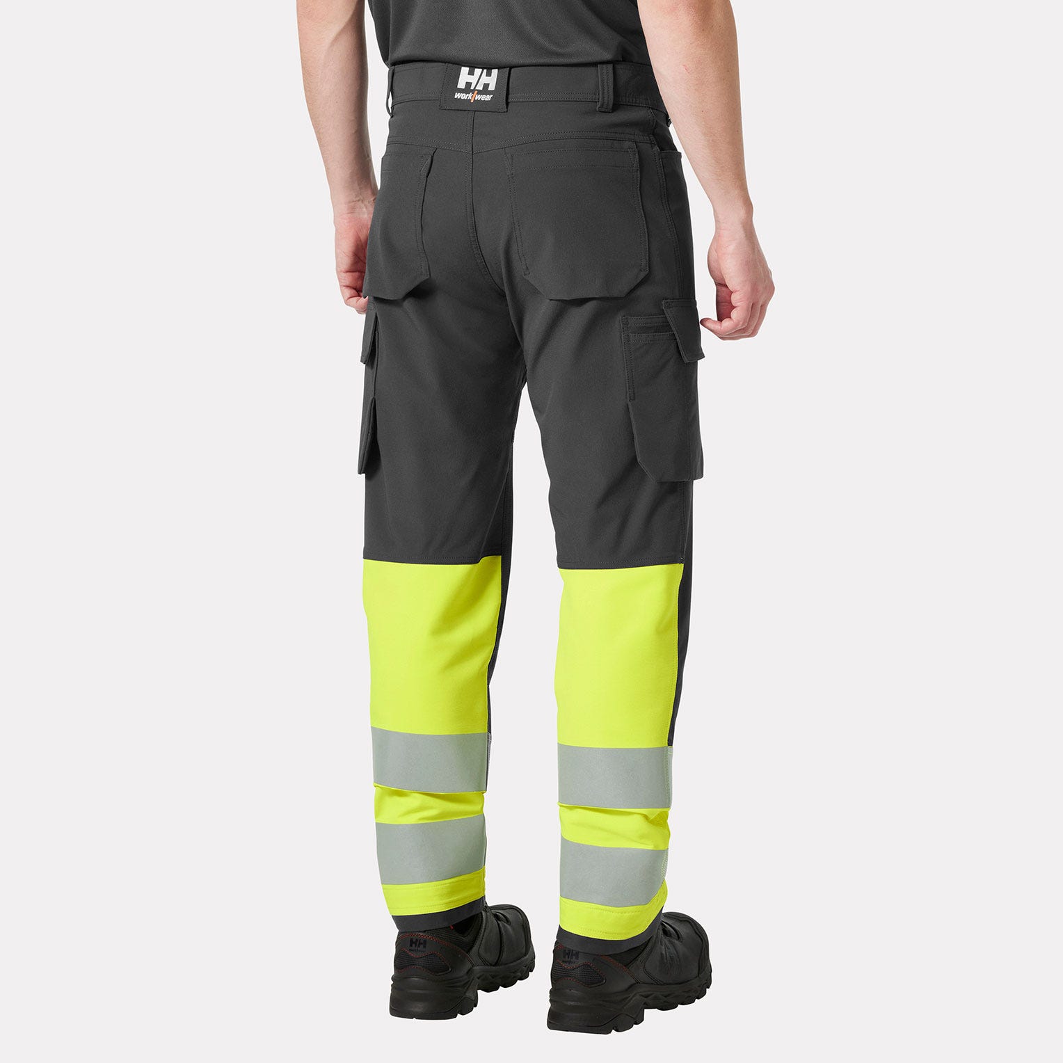 Helly Hansen Alna 4X high visibility cargo trousers class 1 - Image 7