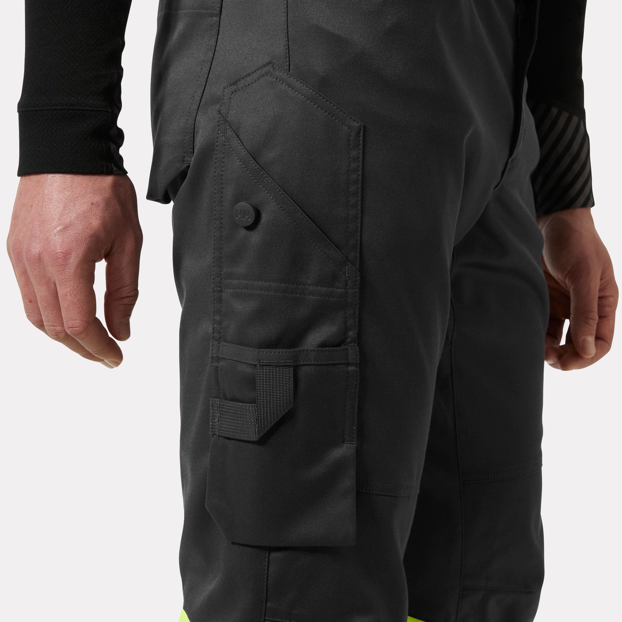 Helly Hansen UC-ME high visibility work trousers class 1 - Image 5